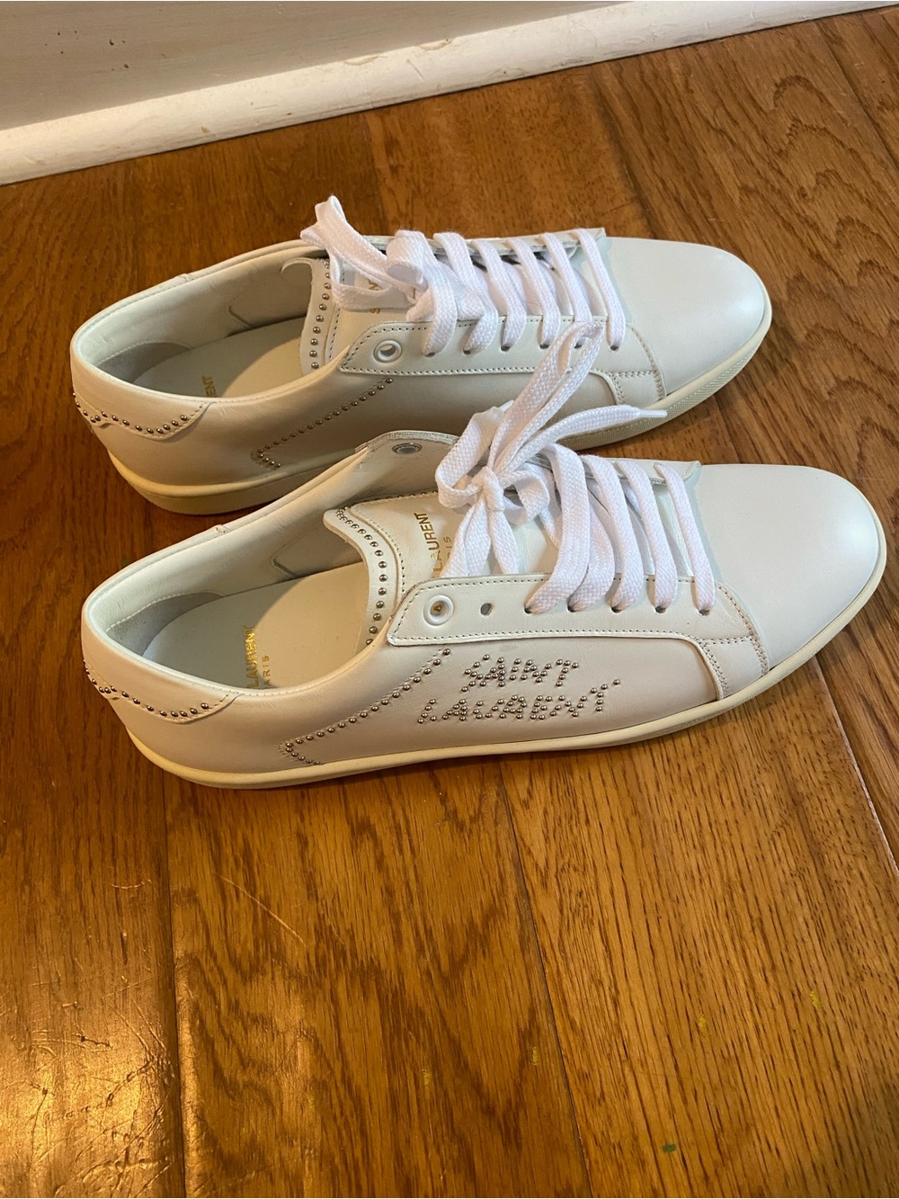 Saint Laurent White Leather Low-Top Sneakers with Stud Logo - Picture 7 of 15
